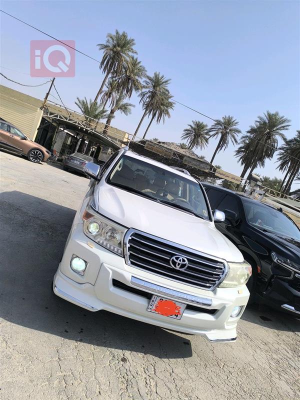 تويوتا لاندكروزر 2015 للبيع في العراق - الديوانية